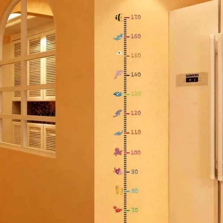 Цветен стенен ръстомер – идеален за детска стая