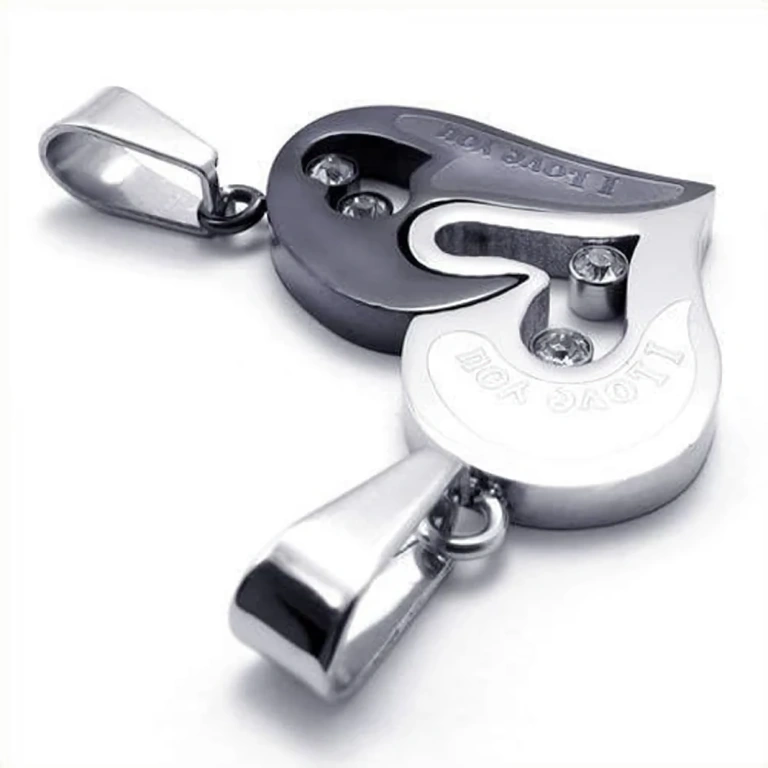 Висулки сърце в сребристо и черно за двойки