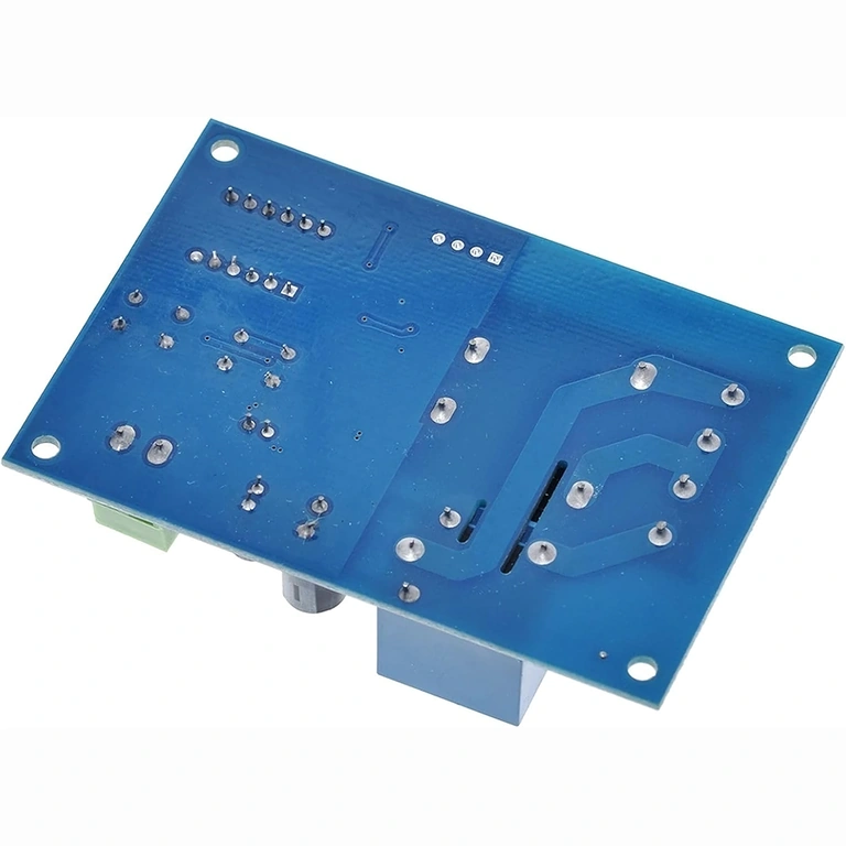 Автоматичен електронен регулатор за оловно-киселинни и литиеви батерии за автомобили