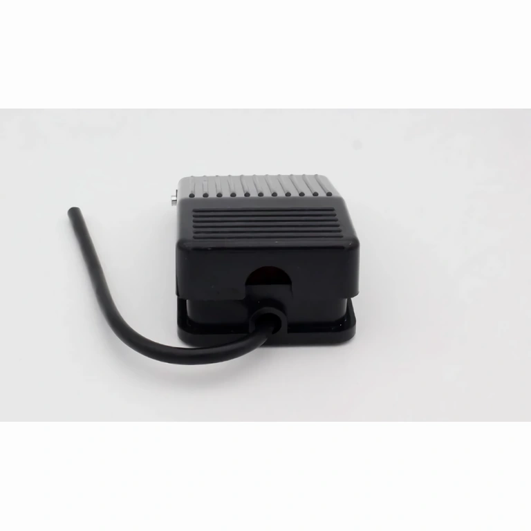 Педален превключвател за включване/изключване на електроинструменти