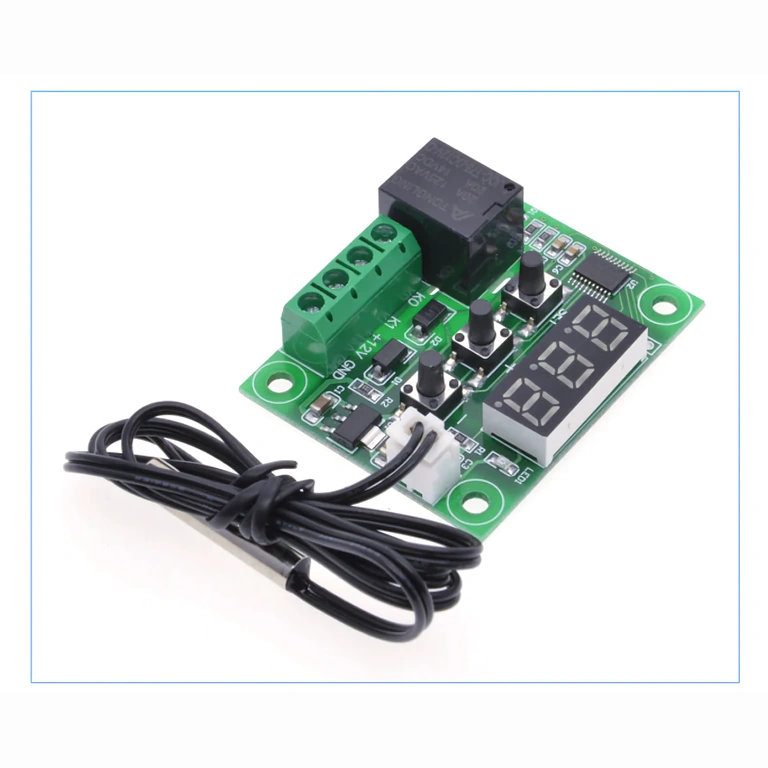 LED дисплей и бутони за управление на температура