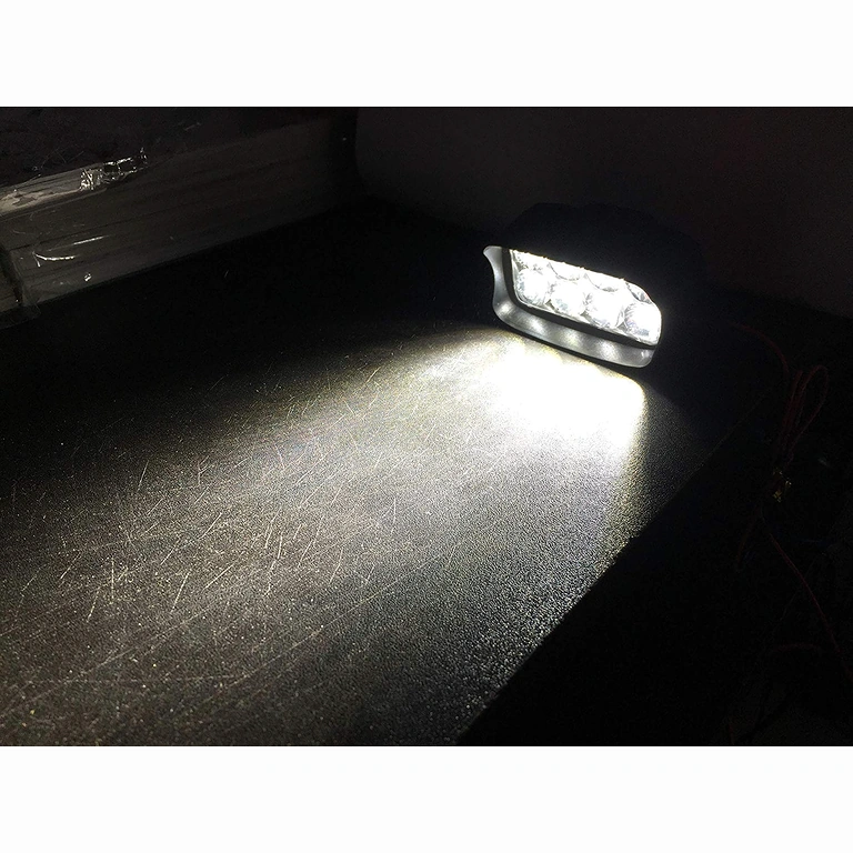 Интензивна бяла светлина за външна употреба