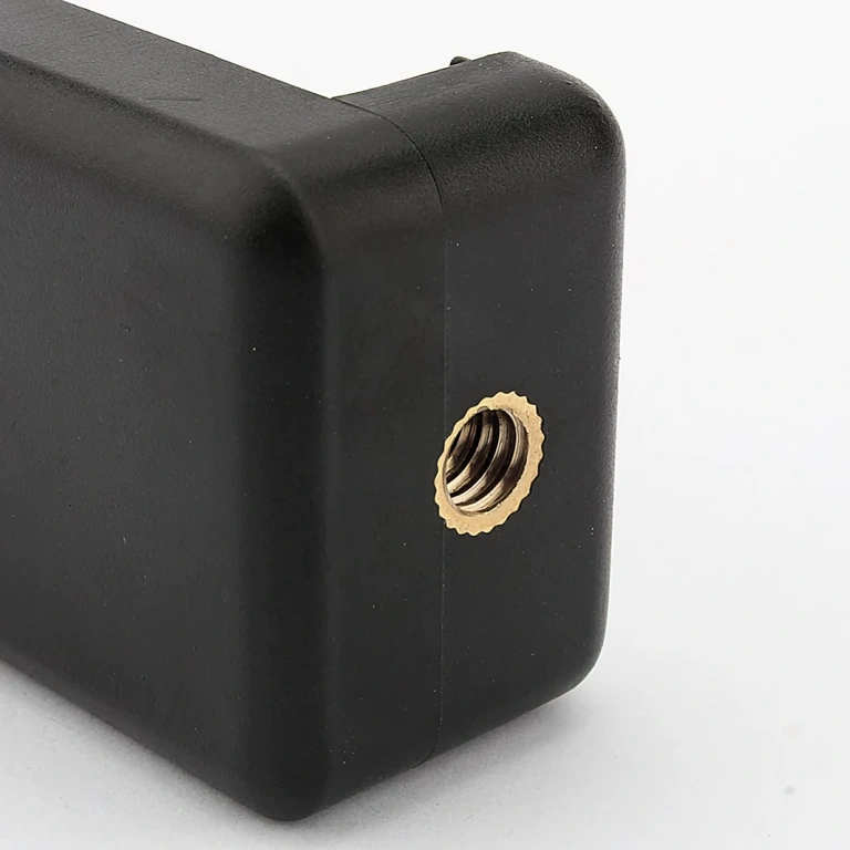 Адаптер съвместим с всички смартфони за монтаж на статив