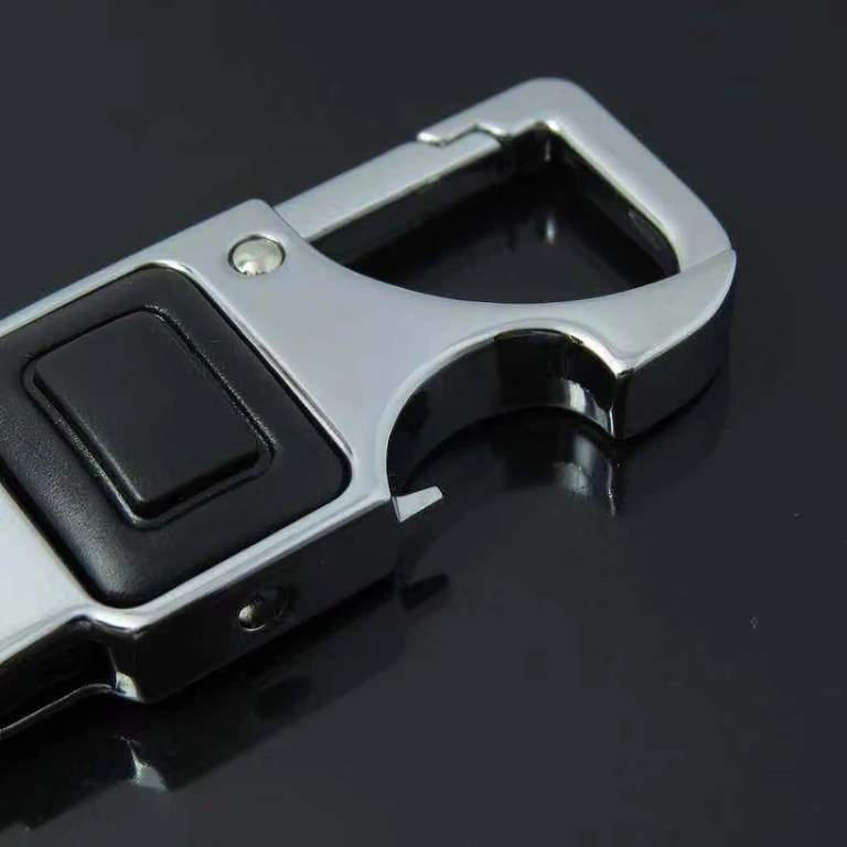 Автоаксесоар от висококачествена кожа