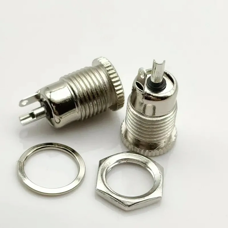 Регулируем трансформатор 72W с DC изход Мощно зарядно за DIY приложения и домашна електроника