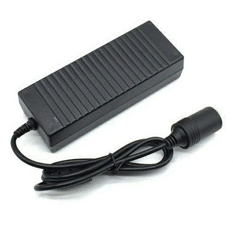 Конвертор от 220V към 12V с автомобилна запалка за захранване на авто устройства