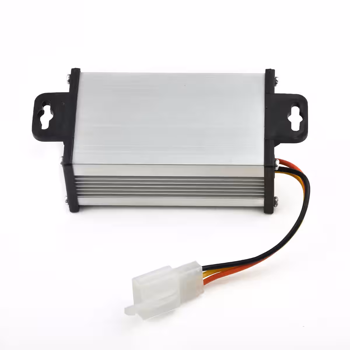 Конвертор 48V към 12V с вградени защити