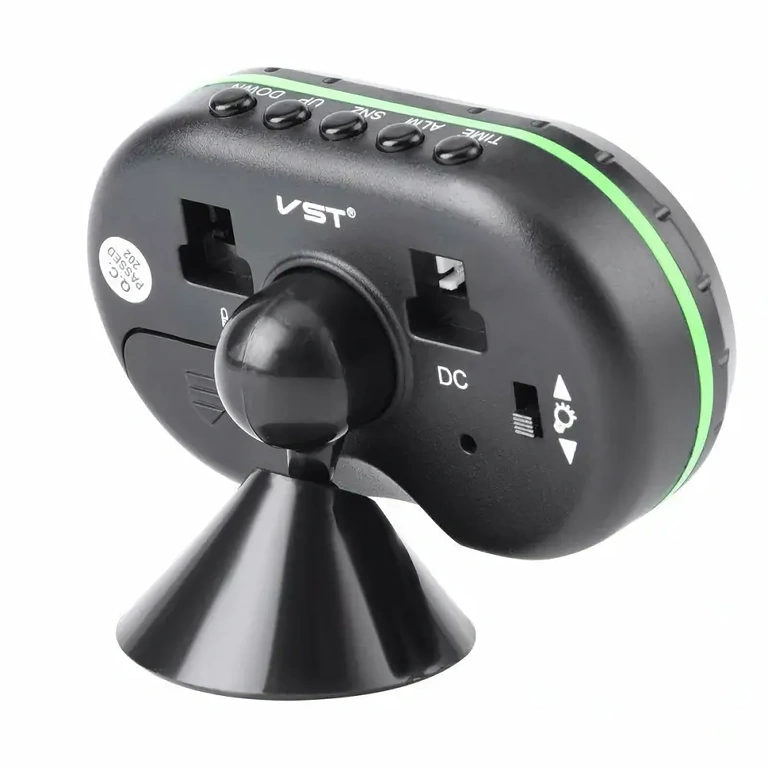 Цифров часовник с дисплей за автомобилно напрежение и температура