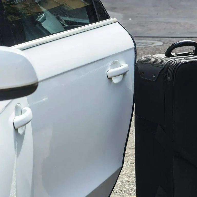 Гумен уплътнител за защита на странични врати на автомобил Гумена уплътнителна лента за странична защита на автомобилни врати