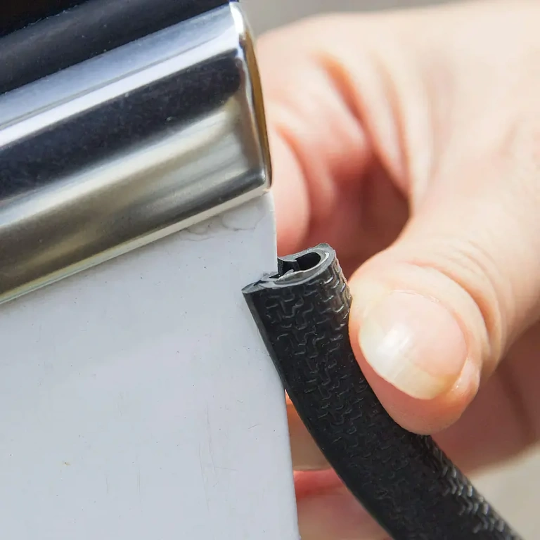 Лента за защита на ръбове на автомобилни врати Гъвкава защитна лента за ръбовете на вратите на автомобила