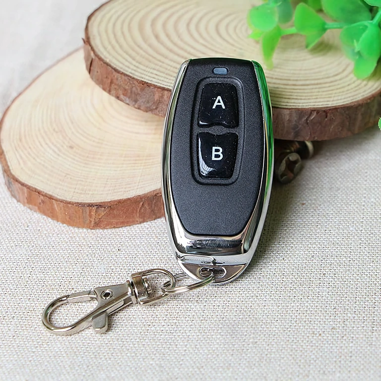 Малко и удобно за носене дистанционно, идеално за автоматизация