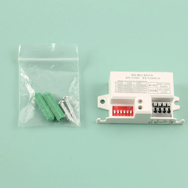 Аксесоари за монтаж, включени със сензора за движение с микровълни