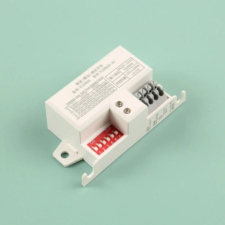 Страничен изглед на сензора за присъствие с микровълни