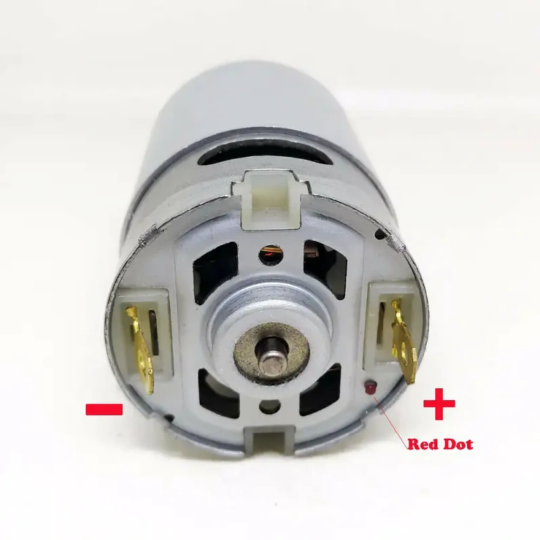 Технически детайли мотор RS550 DC мотор RS-550 със спецификации, показани детайлно