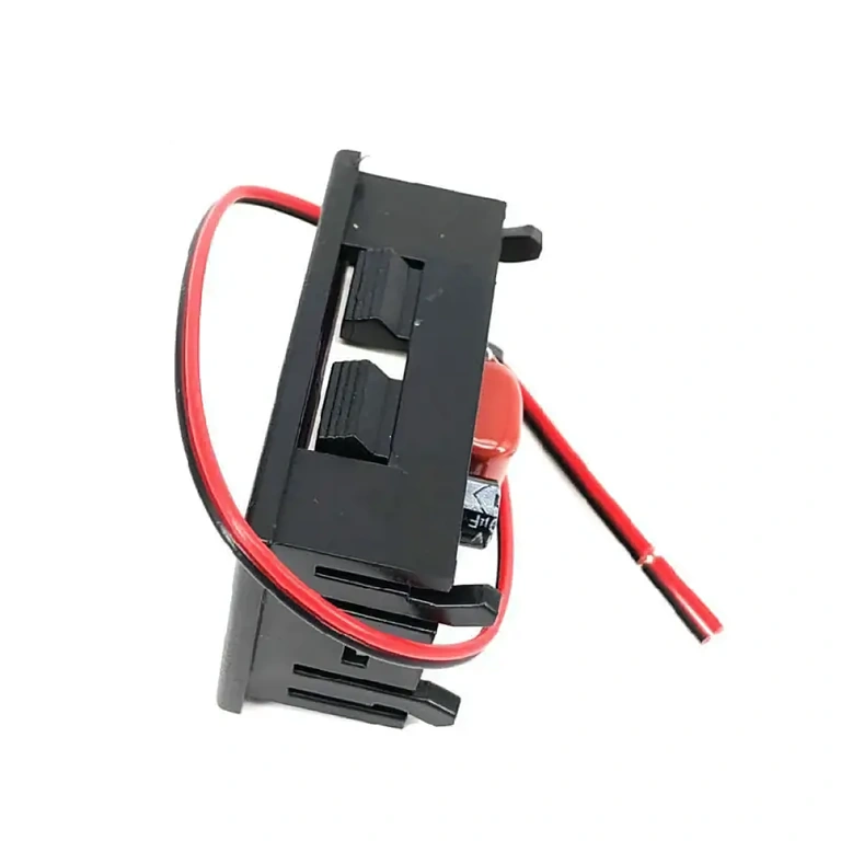 Устройство за измерване на напрежение с висока точност ±1%