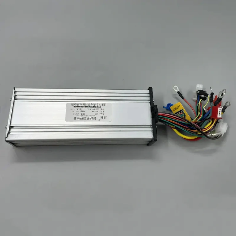 Надежден контролер за скутер Harley, мощност 2000W, ток 45A