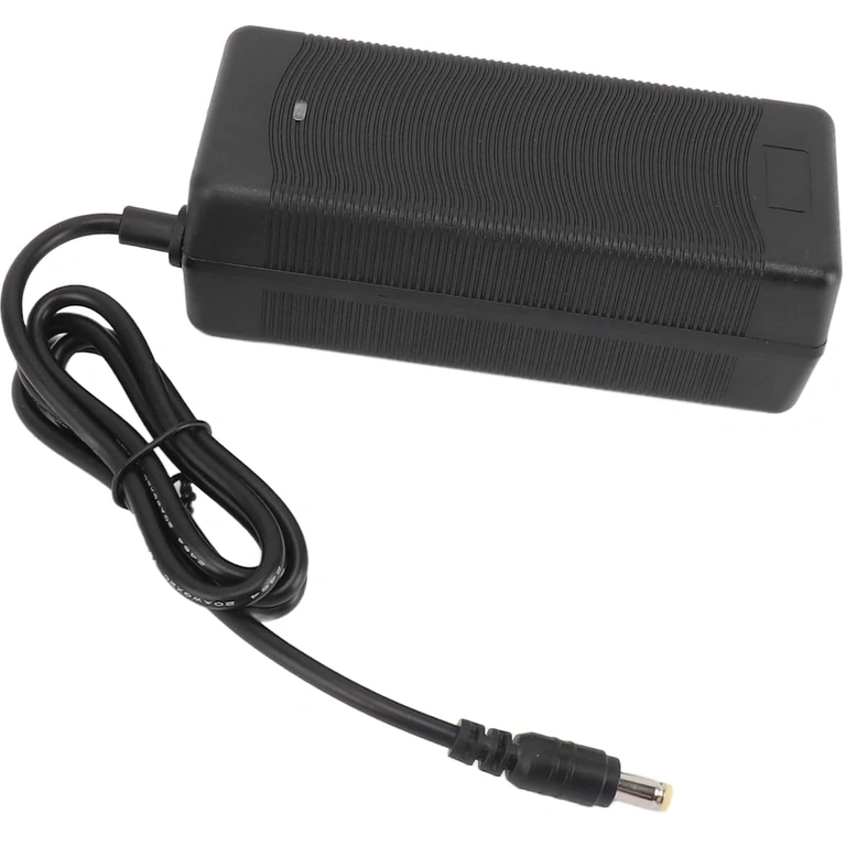 Зарядно 48V–54.6V 2A за тротинетки, велосипеди и електрически скутери, с защита и LED индикатор