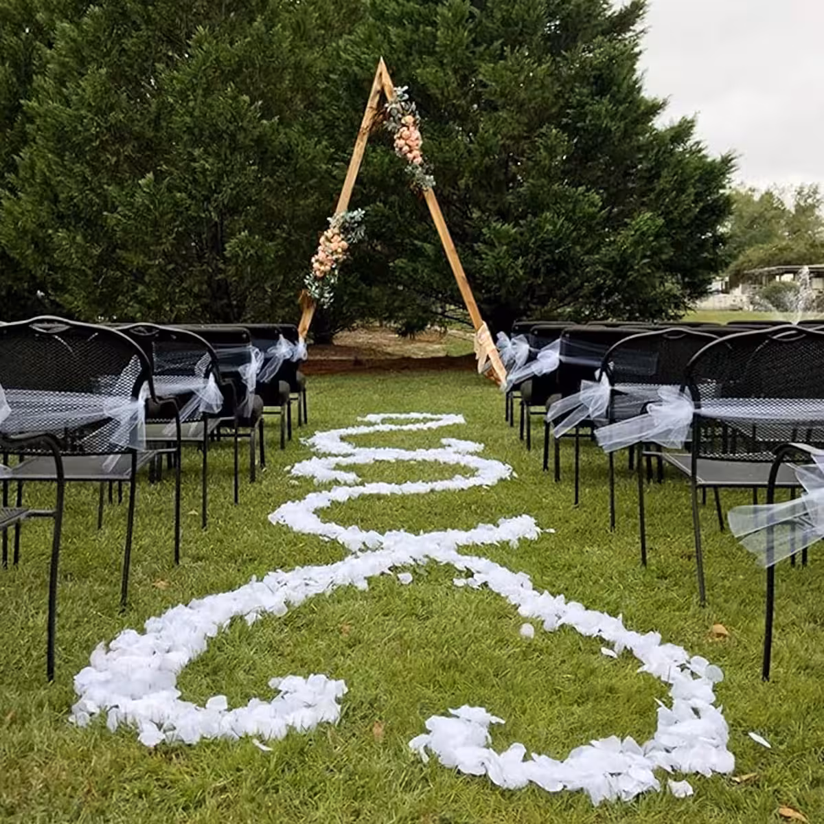 Комплект с 500 бели изкуствени листенца за сватби и събития