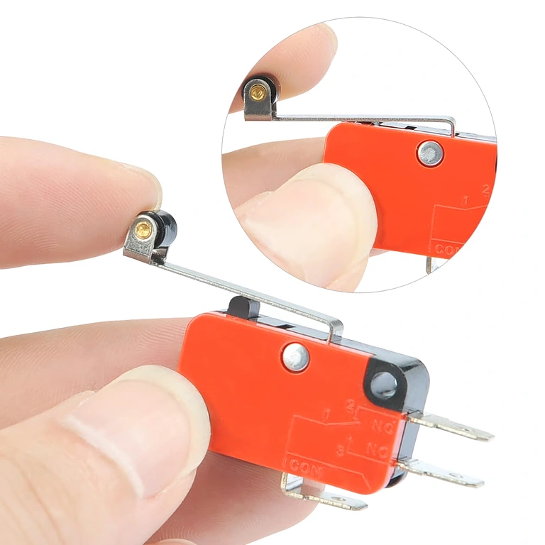 Микропревключвател краен изключвател V-156-1C25 – страничен изглед