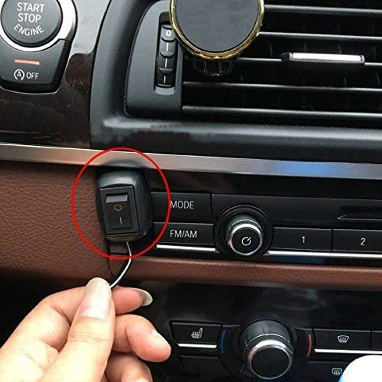 Монтаж на ON/OFF превключвател с лепяща лента